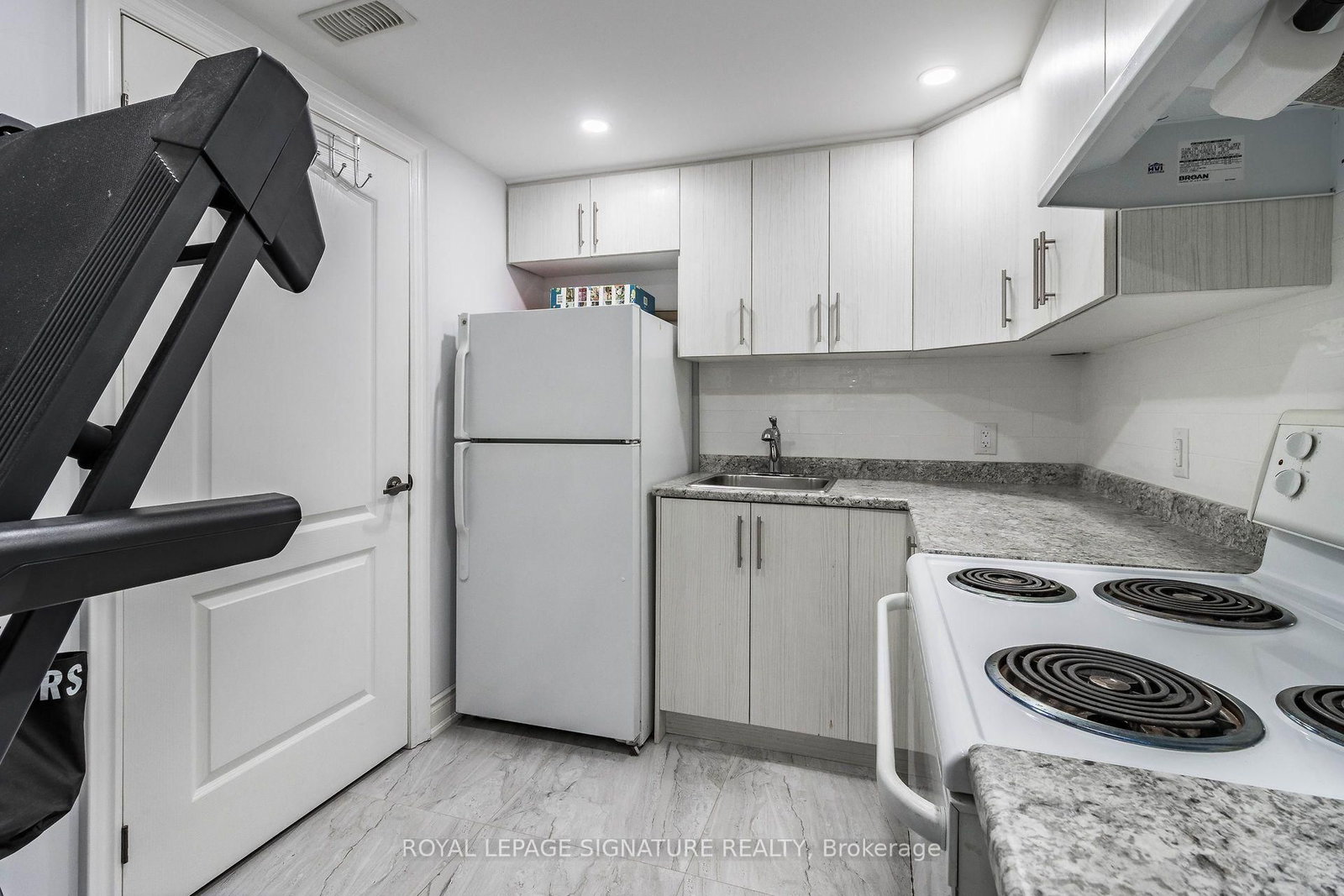 119 Madoc Drive • Brampton, ON photo 31