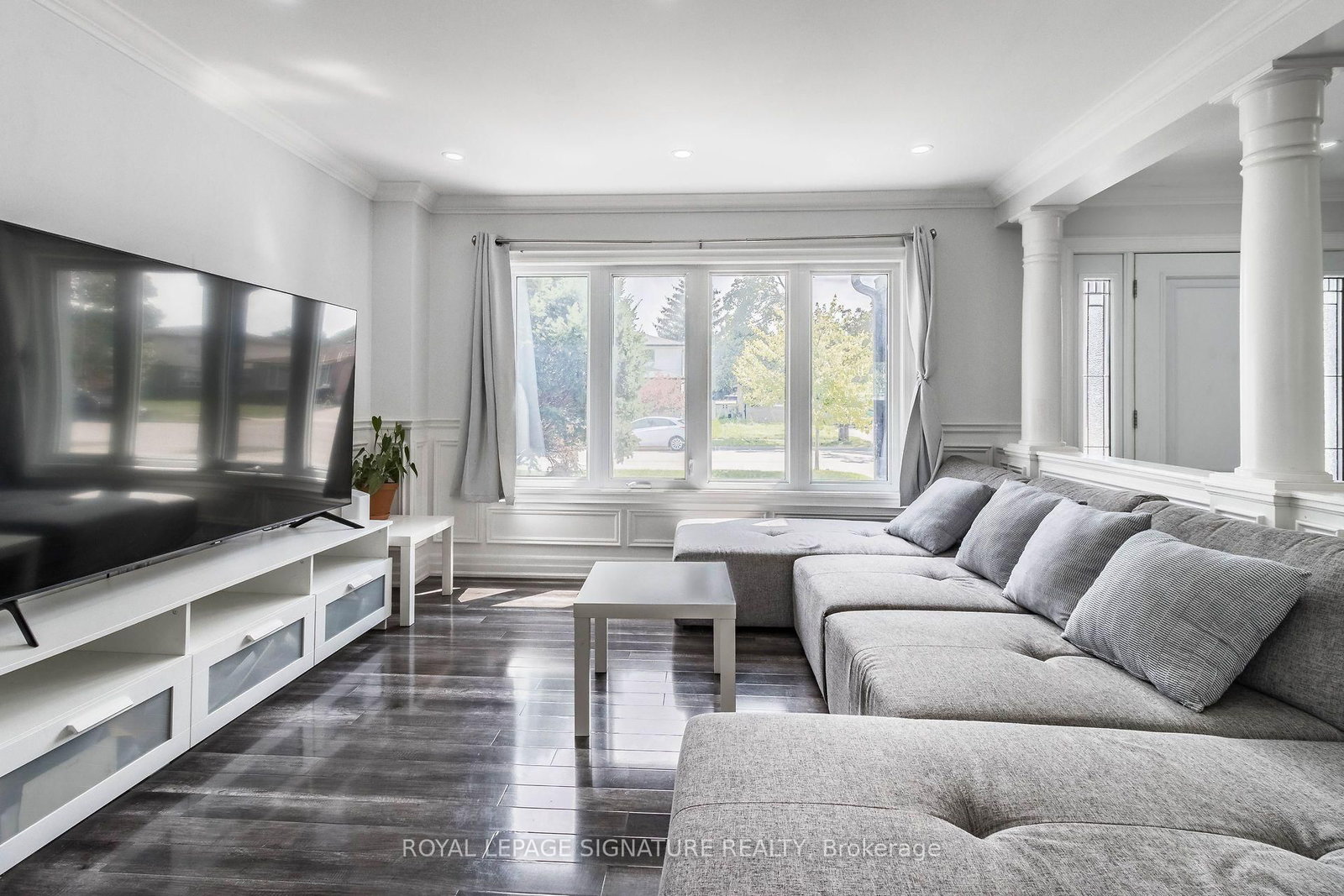 119 Madoc Drive • Brampton, ON photo 8