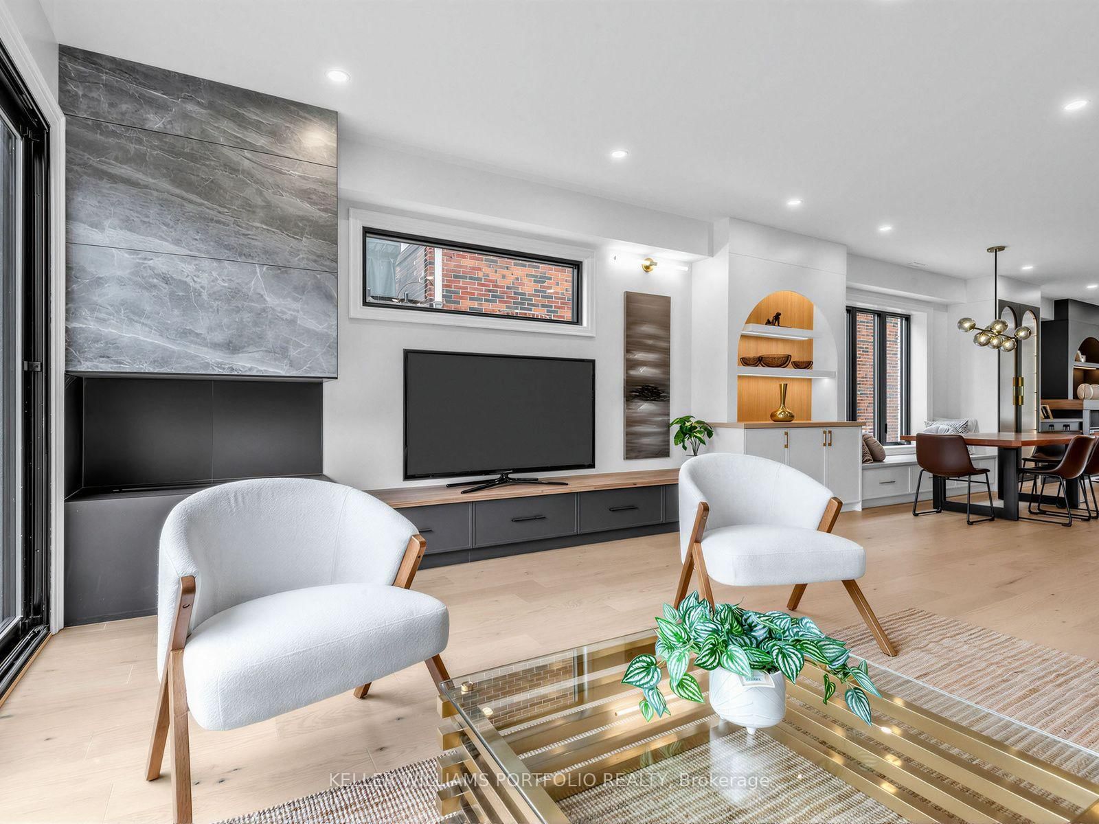 561 Durie Street • Toronto, ON photo 13