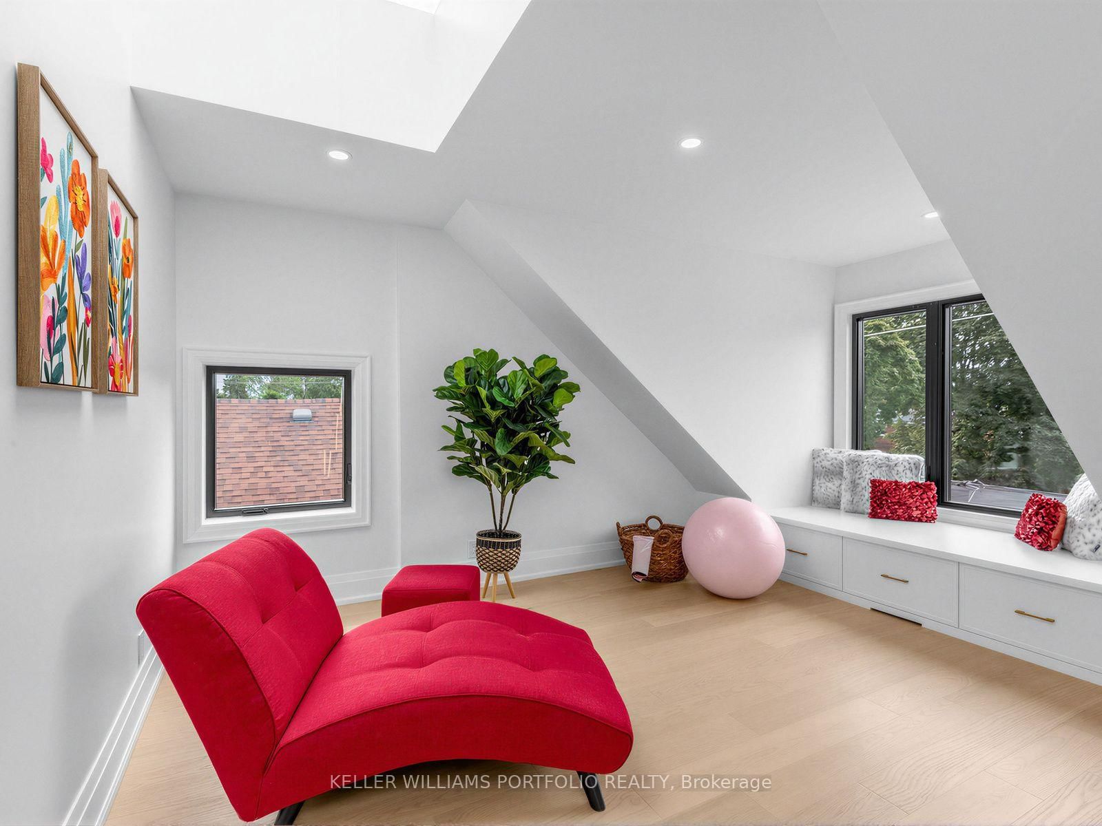 561 Durie Street • Toronto, ON photo 26