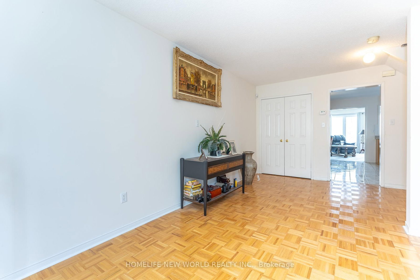 12 Touchstone Drive • Toronto, ON photo 11