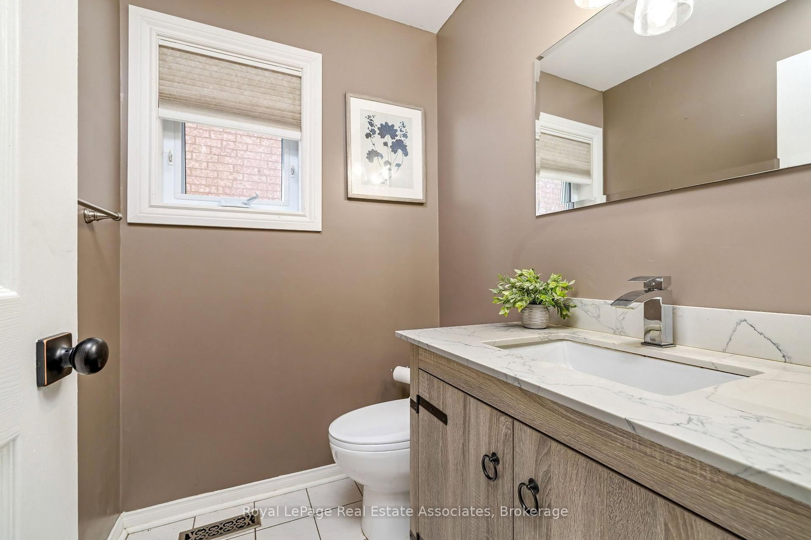 5 Early Street • Halton Hills, ON photo 17