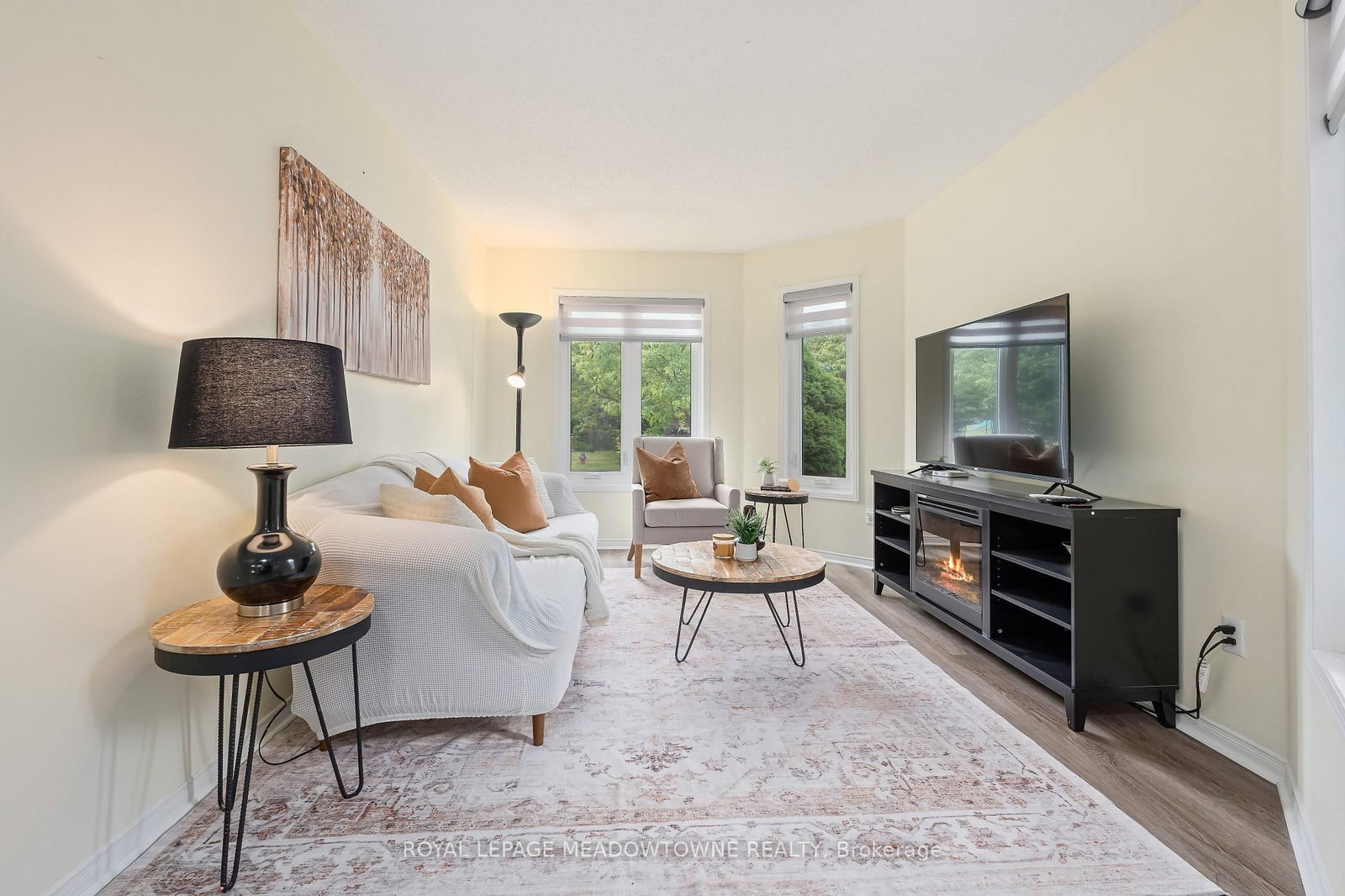 73 James Young Drive • Halton Hills, ON photo 5