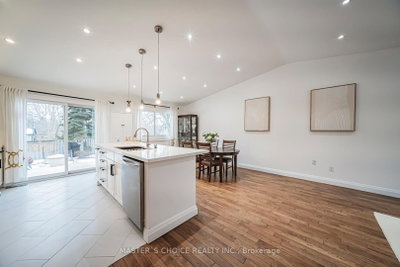 3294 Rhonda Valley Drive • Mississauga, ON photo 6
