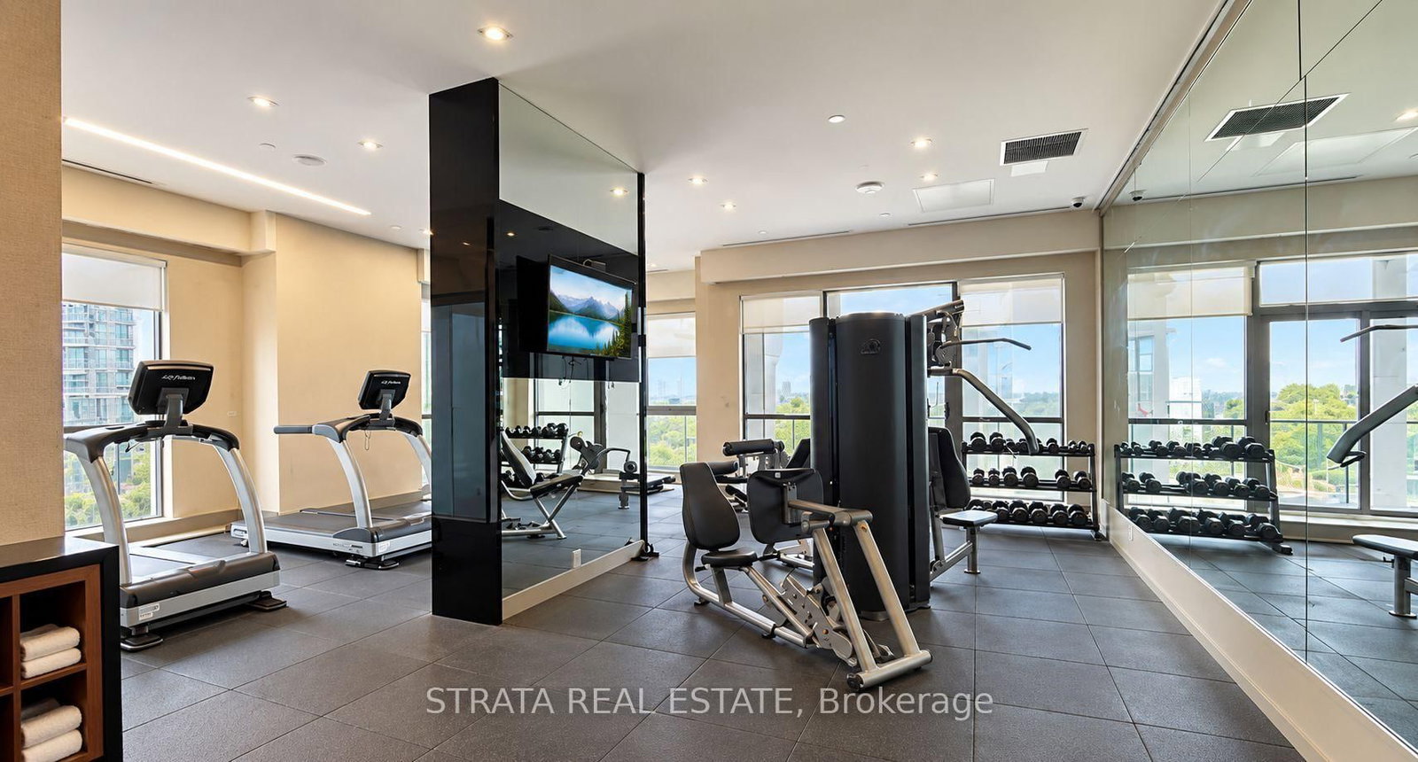 15 Zorra Street • #2104 • Toronto, ON photo 21