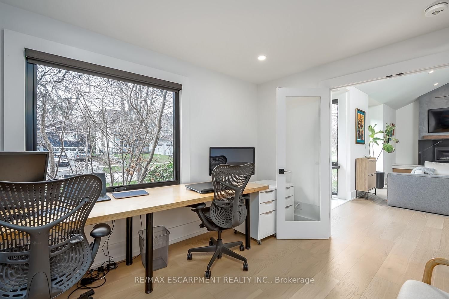 327 Goodram Drive • Burlington, ON photo 19