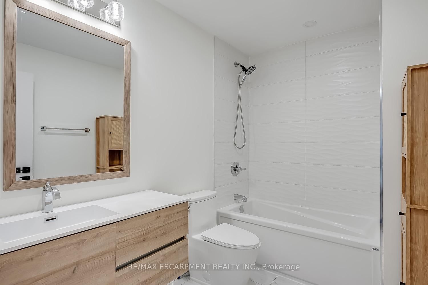 327 Goodram Drive • Burlington, ON photo 27