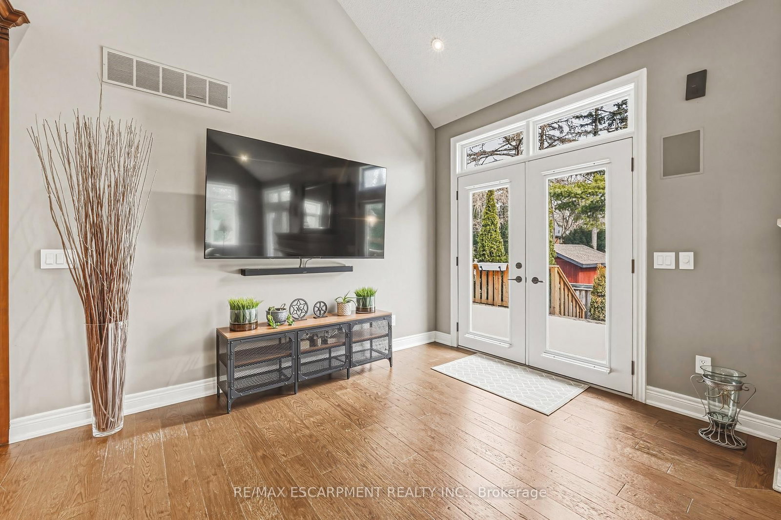 976 Shadeland Avenue • #3 • Burlington, ON photo 18
