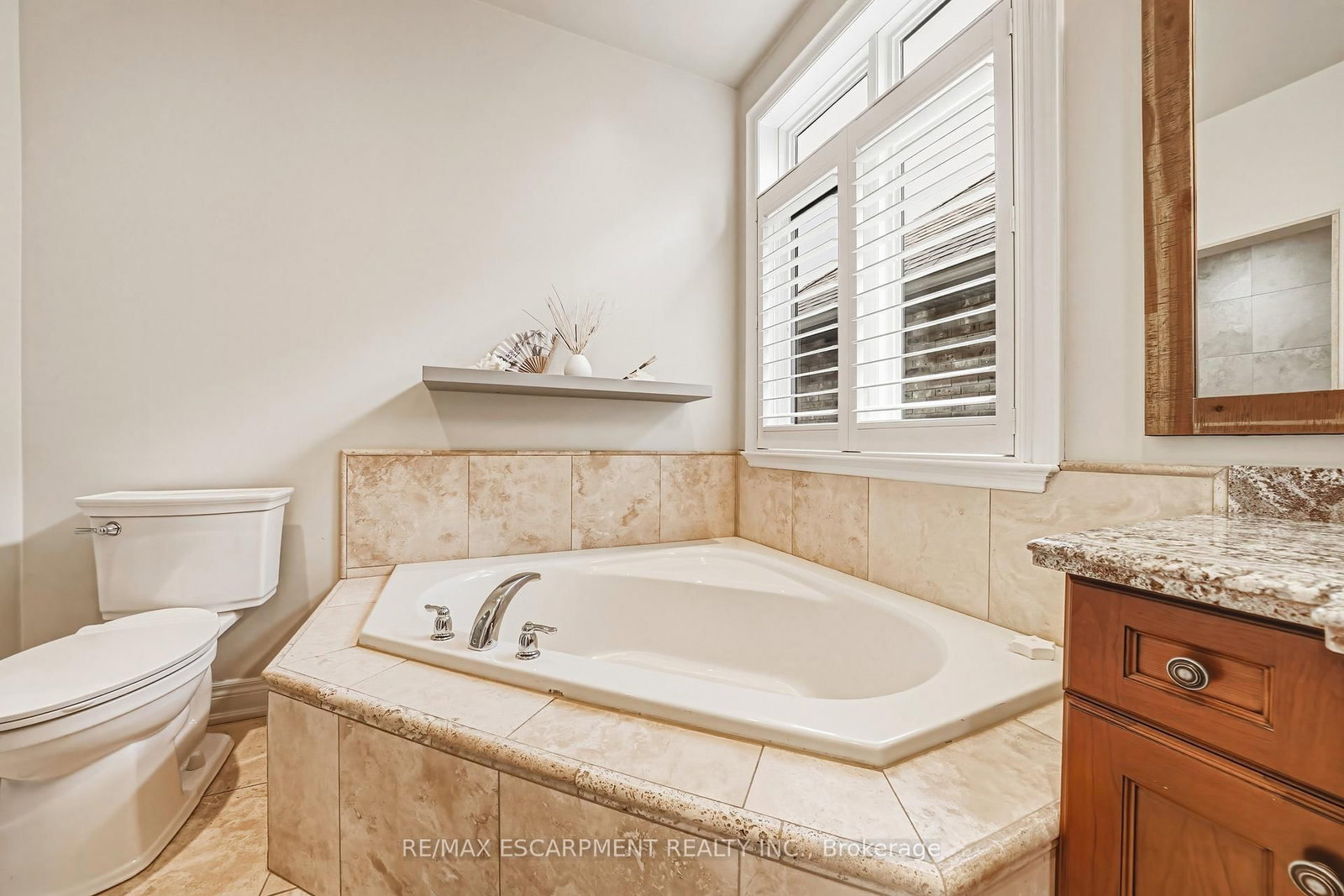 976 Shadeland Avenue • #3 • Burlington, ON photo 24