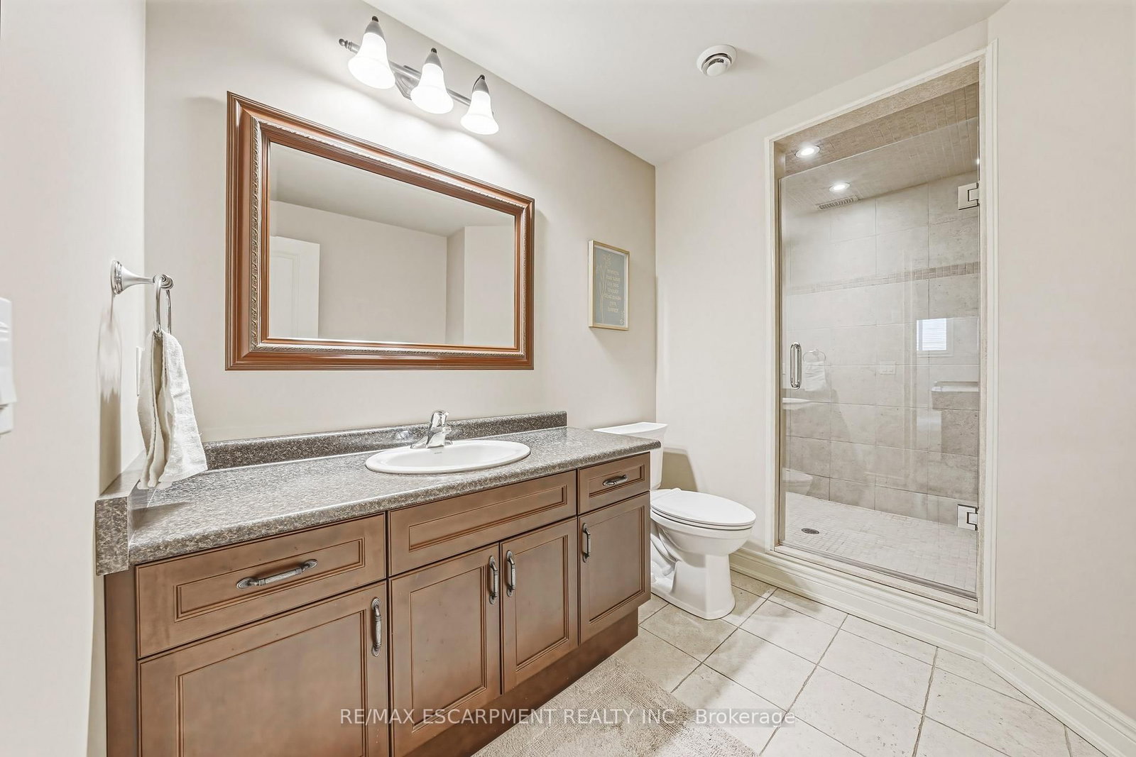 976 Shadeland Avenue • #3 • Burlington, ON photo 39
