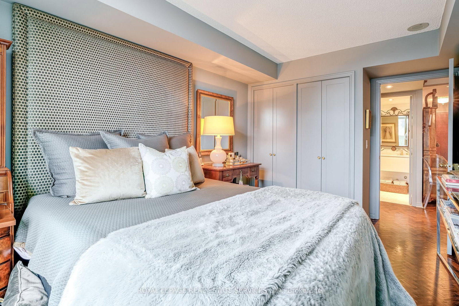 17 Michael Power Place • #509 • Toronto, ON photo 13