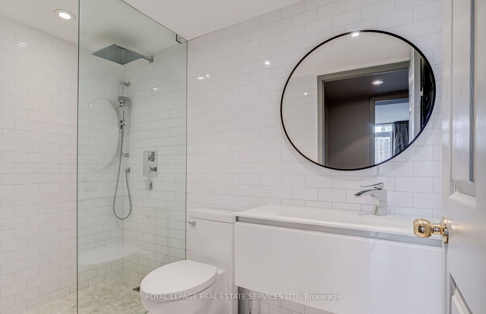 17 Michael Power Place • #509 • Toronto, ON photo 15