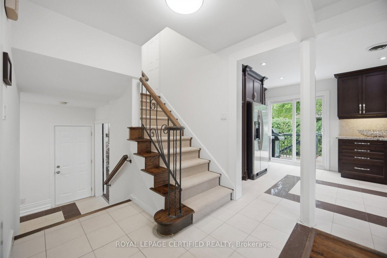 3490 Rexway Drive • Burlington, ON photo 18