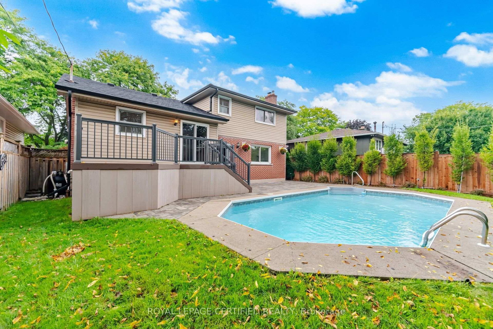 3490 Rexway Drive • Burlington, ON photo 44