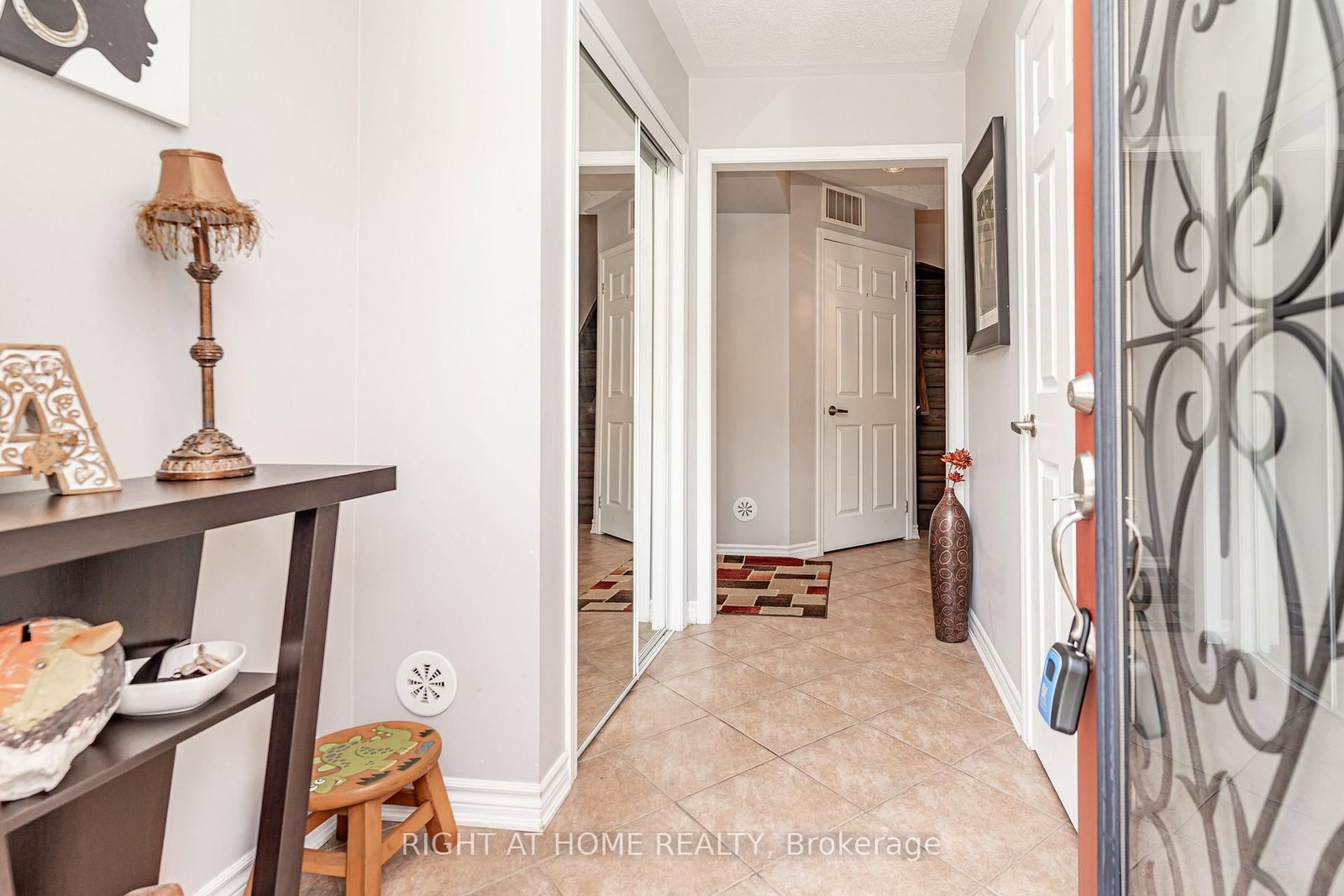 264 Wetenhall Landing • Milton, ON photo 5