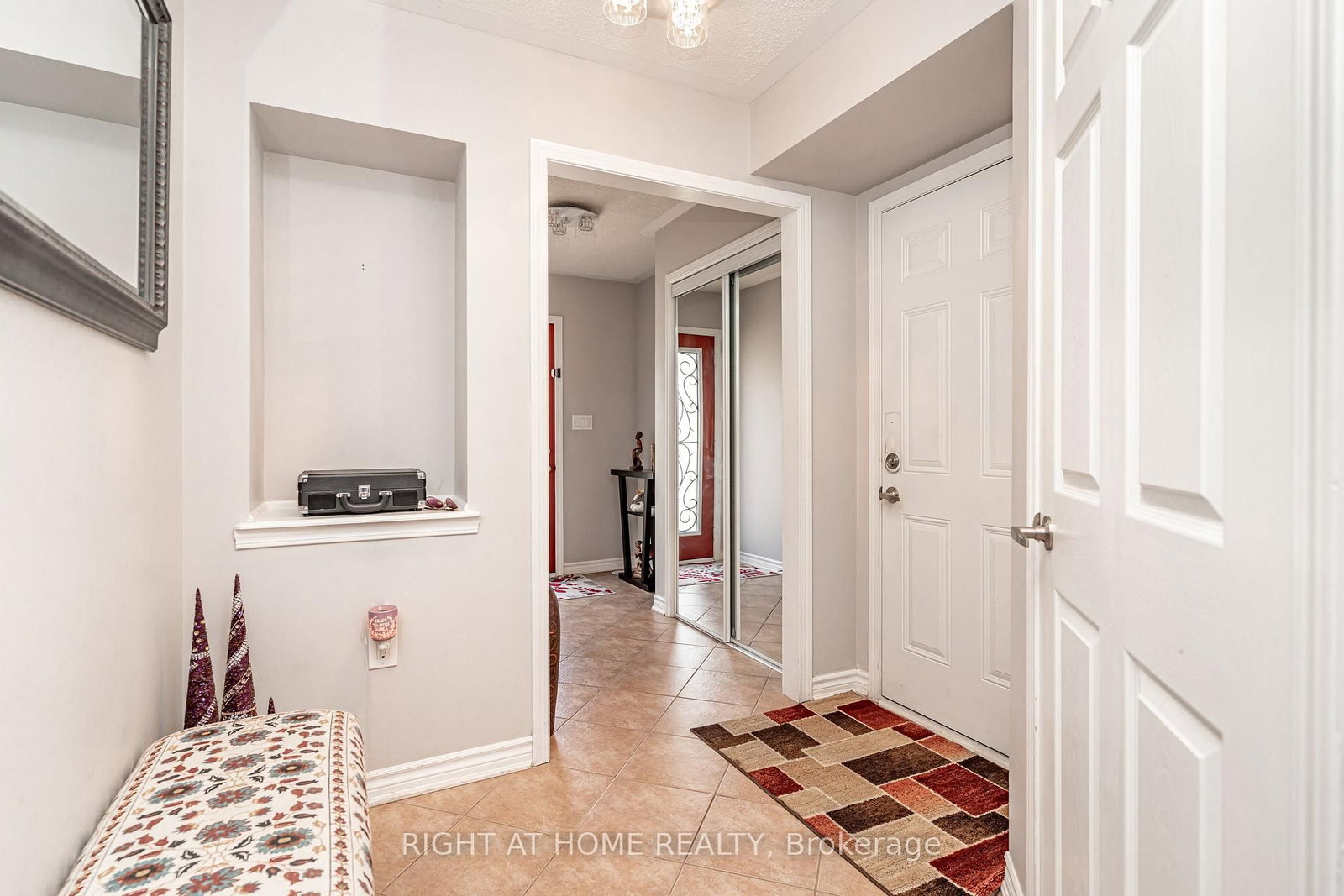 264 Wetenhall Landing • Milton, ON photo 6