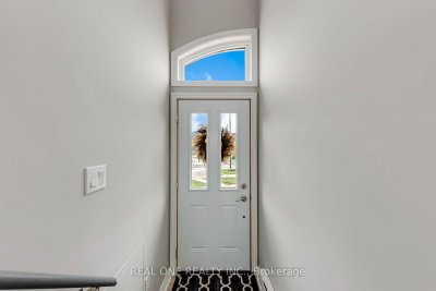 1701 Lampman Avenue • #707 • Burlington, ON photo 4