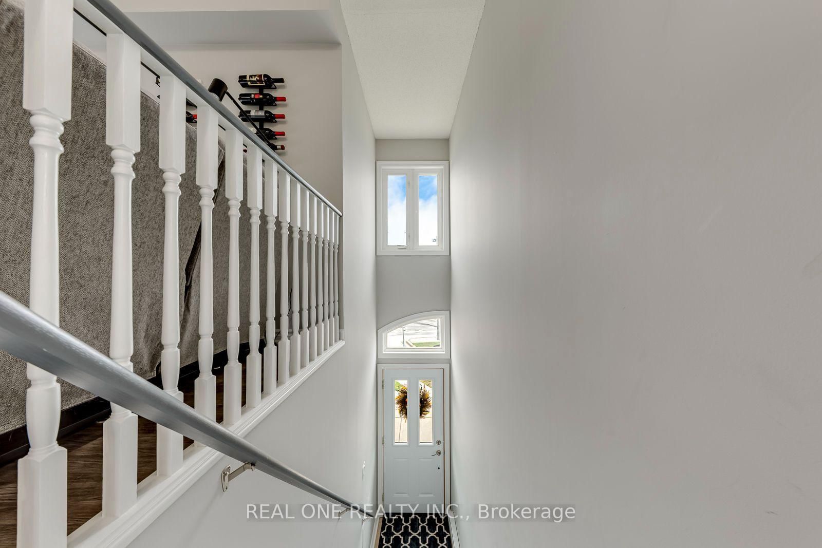 1701 Lampman Avenue • #707 • Burlington, ON photo 5