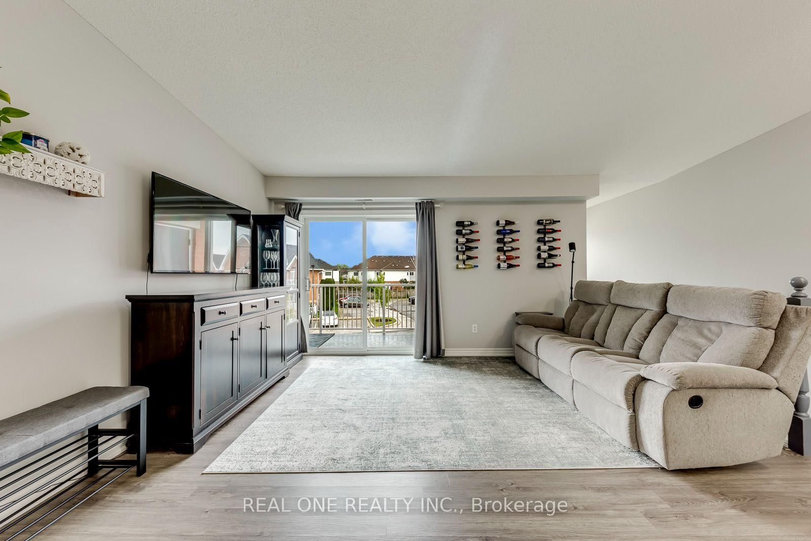1701 Lampman Avenue • #707 • Burlington, ON photo 7