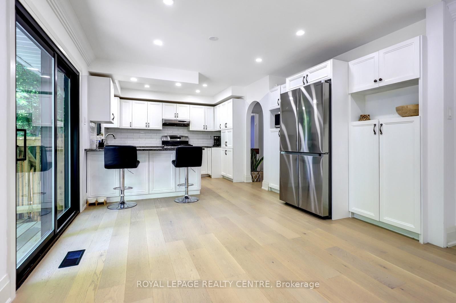 69 Glenda Jane Drive • Milton, ON photo 9