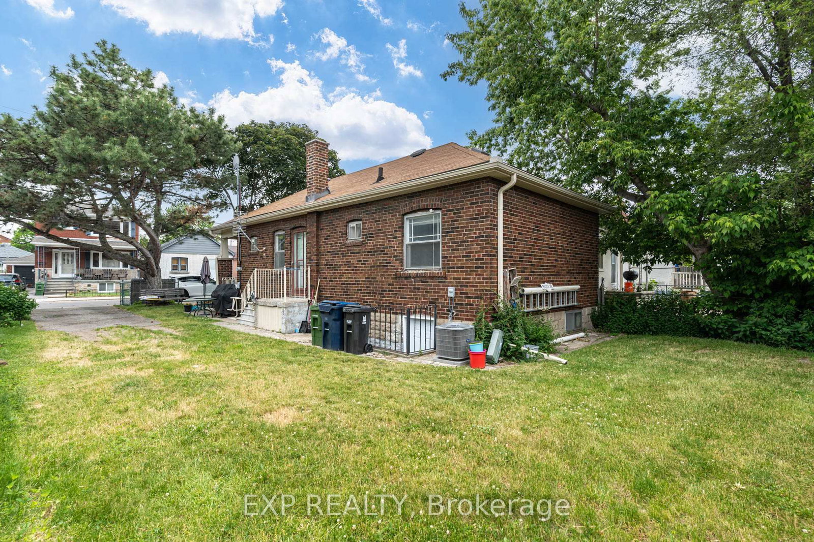5 Laxis Avenue • Toronto, ON photo 13