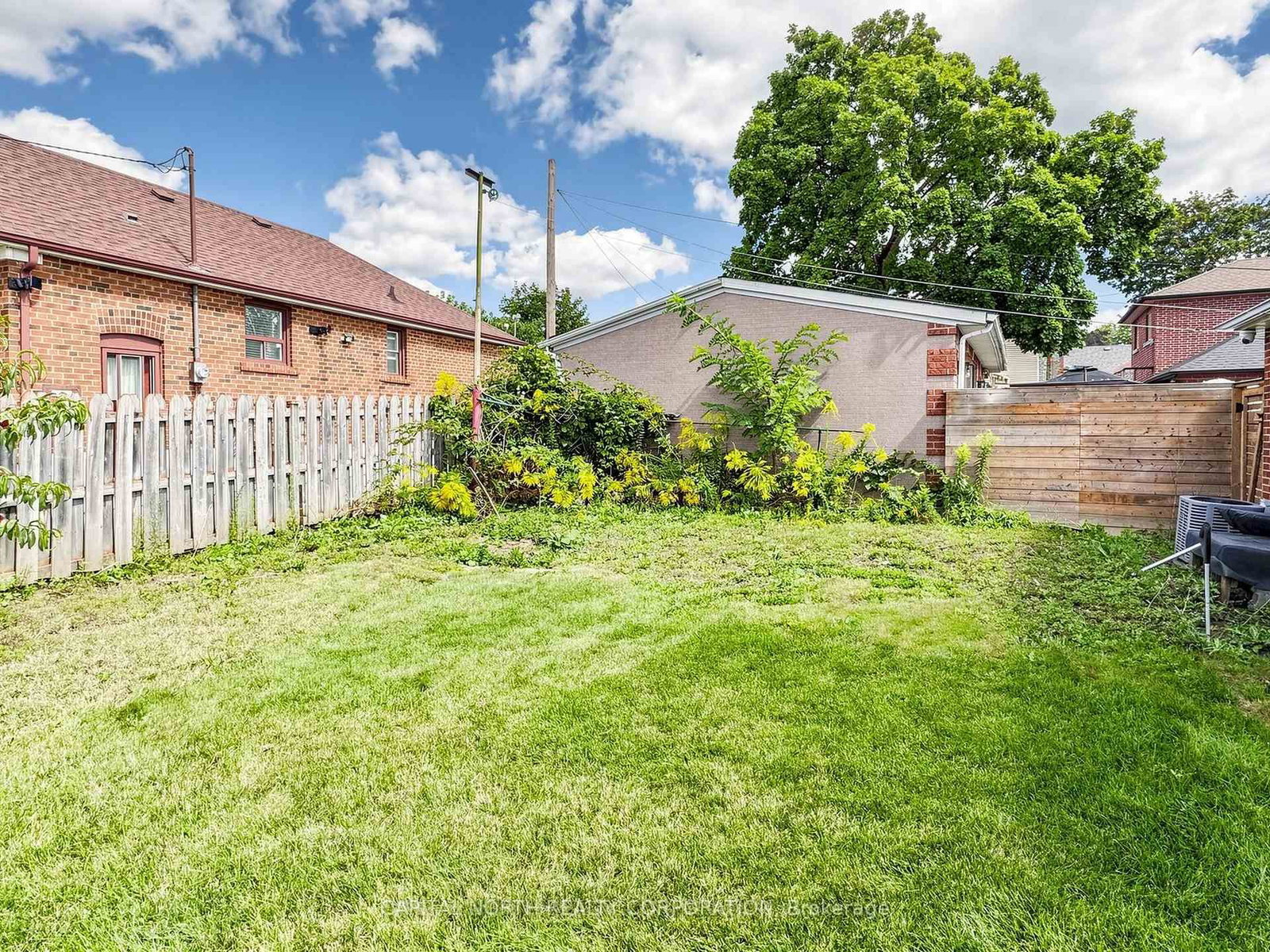70 Beechborough Avenue • Toronto, ON photo 36