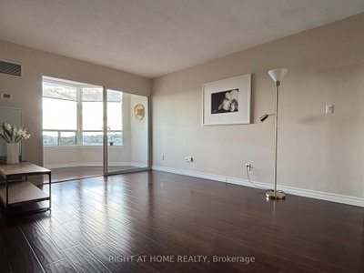 135 Hillcrest Avenue S • #808 • Mississauga, ON photo 5