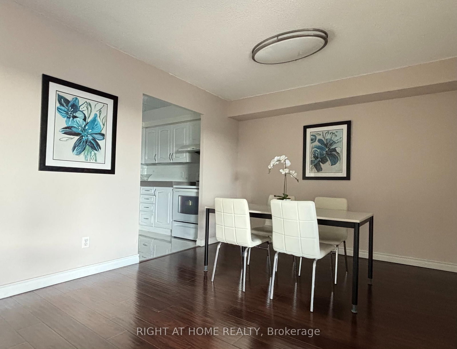 135 Hillcrest Avenue S • #808 • Mississauga, ON photo 6
