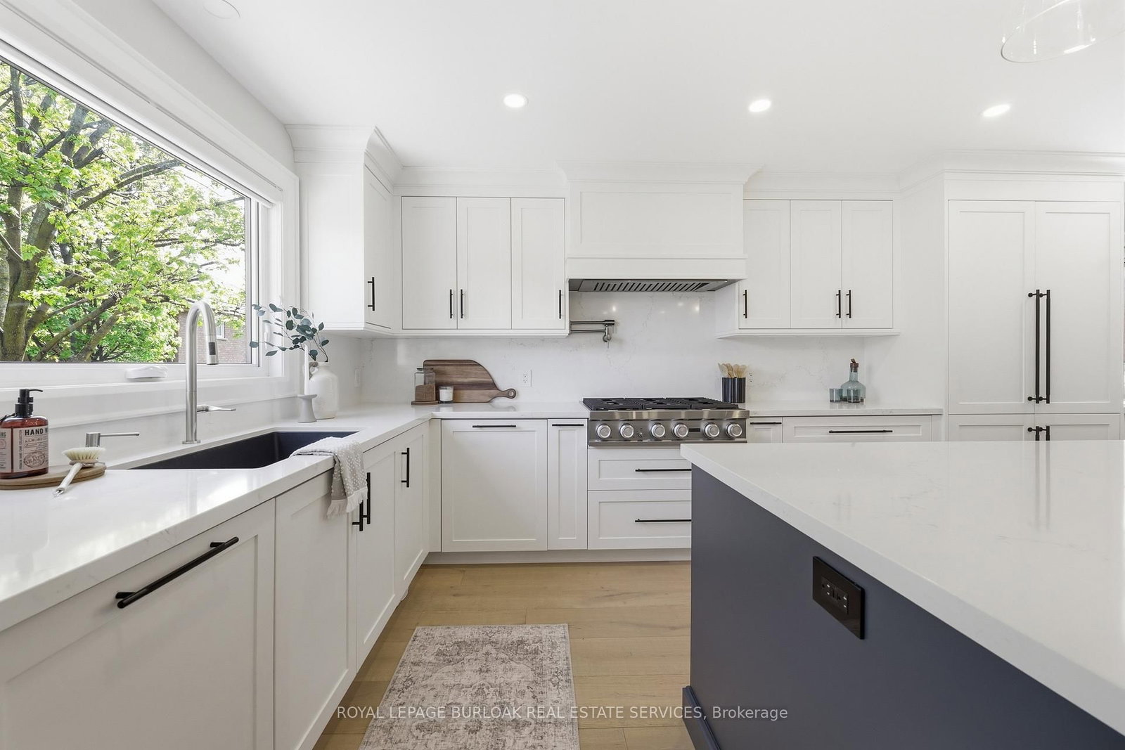 2029 Kempton Park Drive • Mississauga, ON photo 11