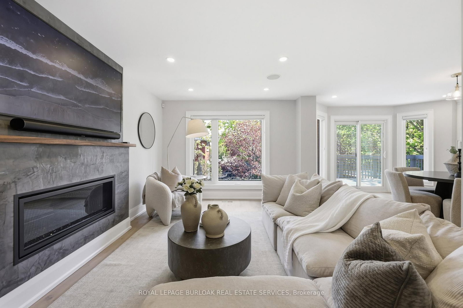 2029 Kempton Park Drive • Mississauga, ON photo 17