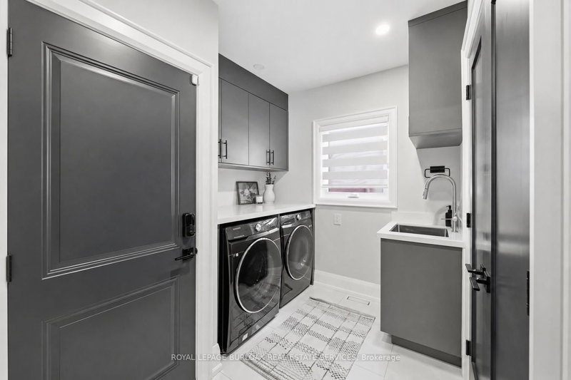 2029 Kempton Park Mississauga,ON L5M 2Z4 — Photo 21