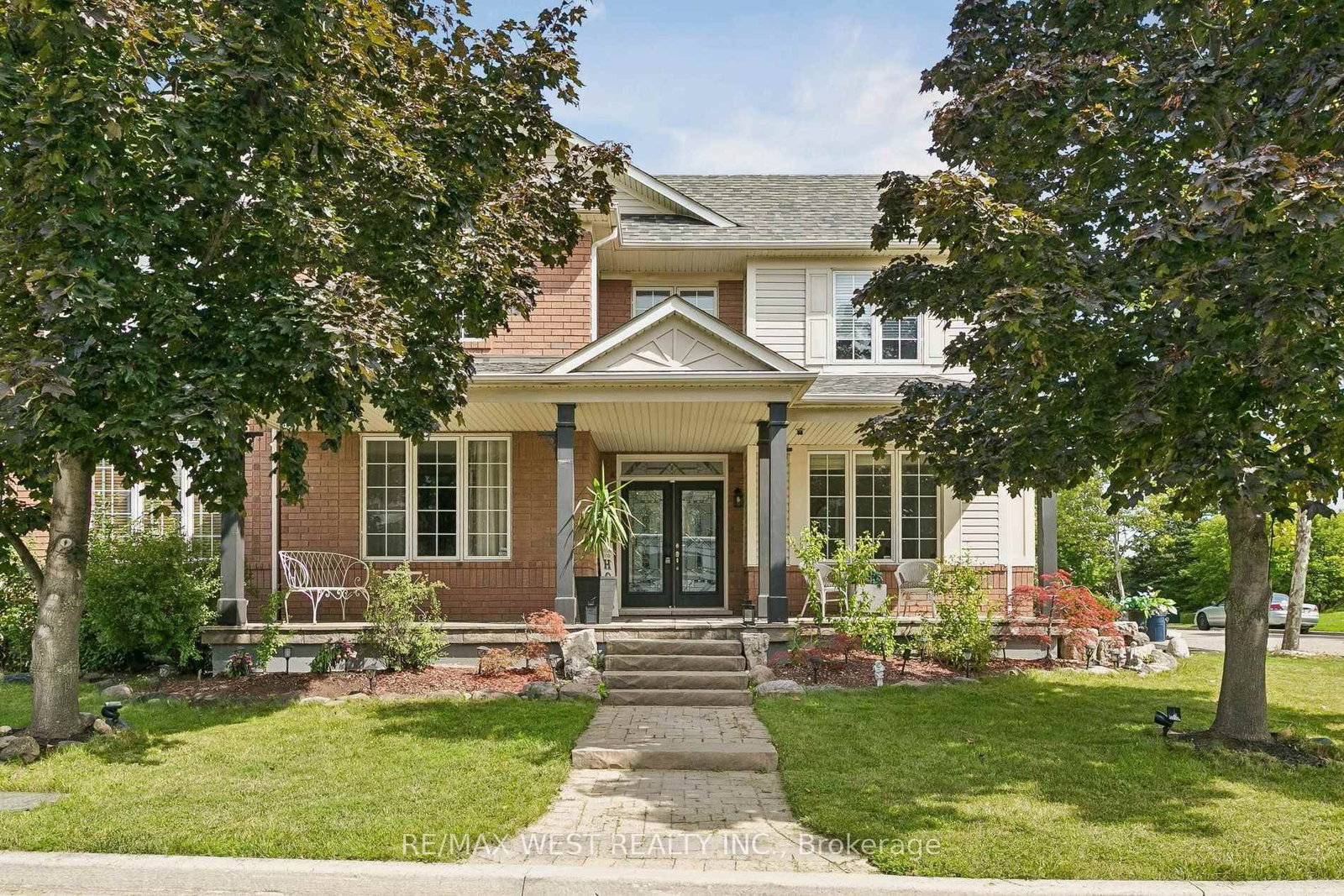 737 Turrell Crescent • Milton, ON photo 1