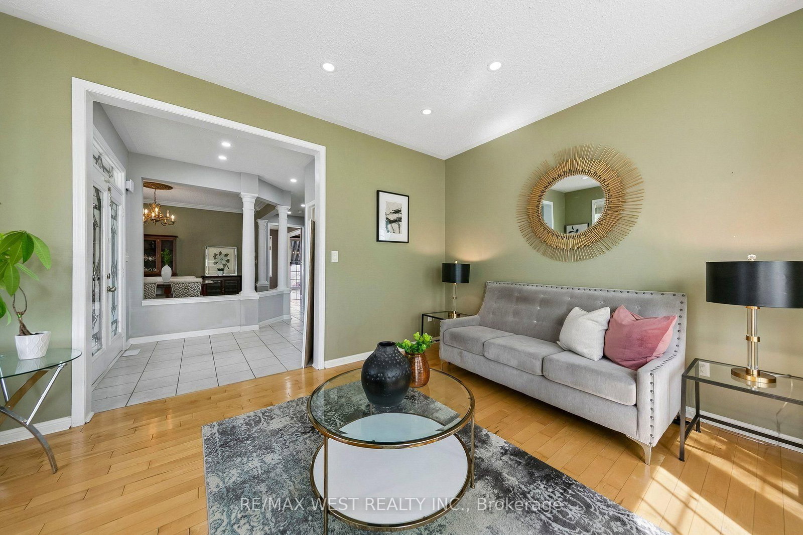 737 Turrell Crescent • Milton, ON photo 11
