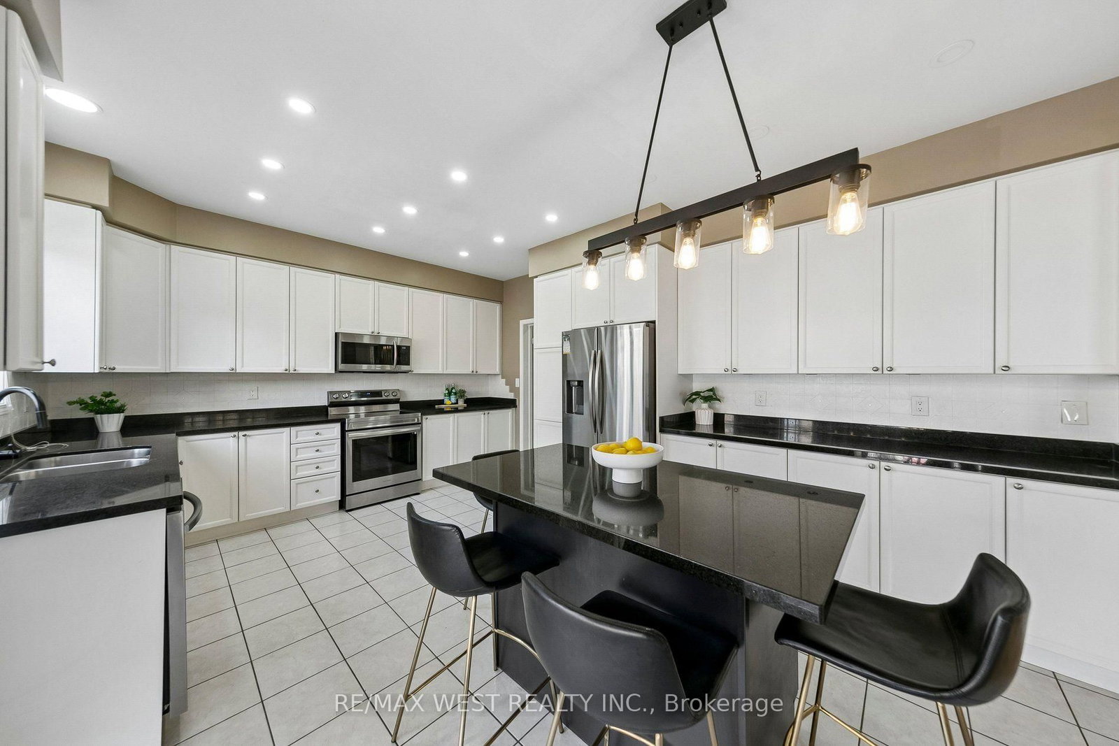 737 Turrell Crescent • Milton, ON photo 21