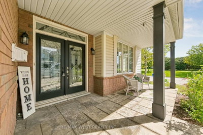 737 Turrell Crescent • Milton, ON photo 6