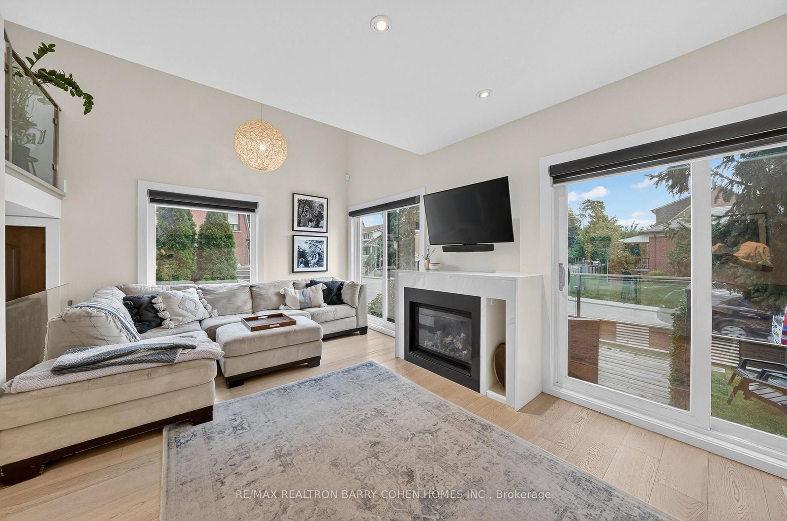 120 Hope Street • Toronto, ON photo 5