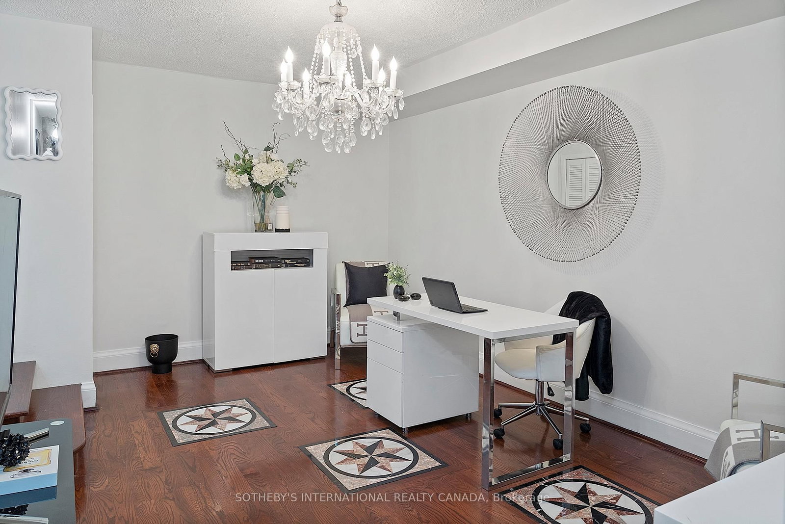 4009 Bloor Street W • Toronto, ON photo 21