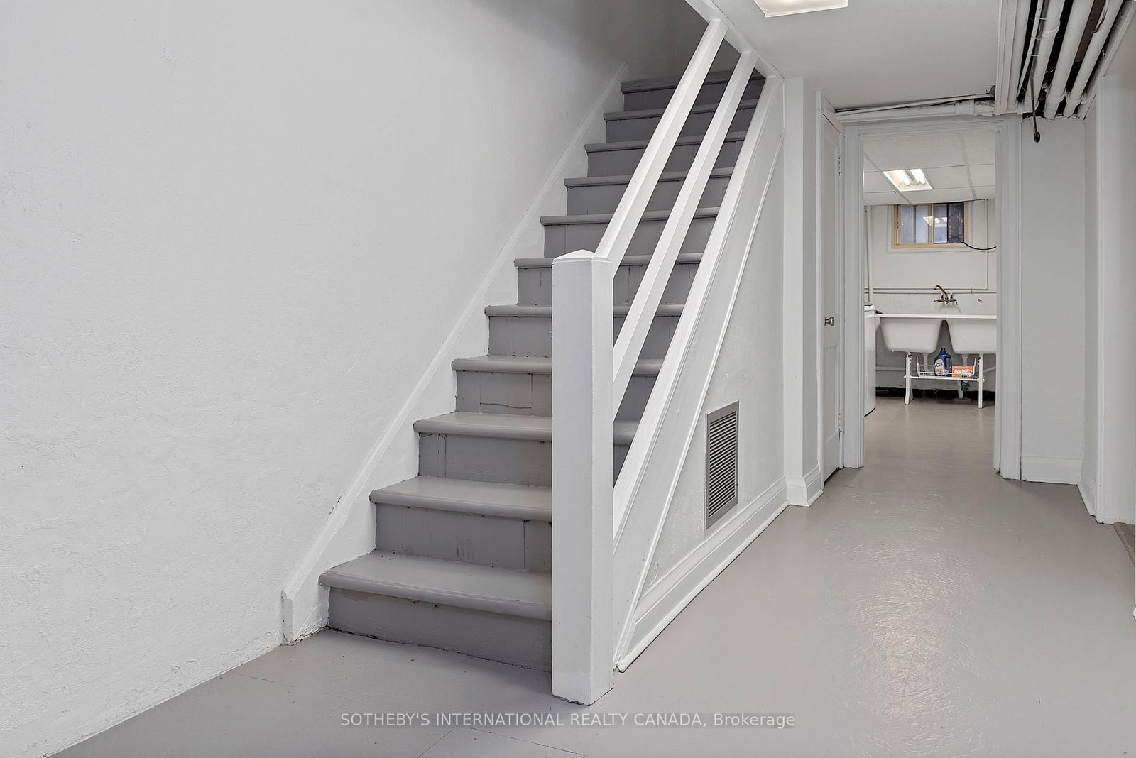 4009 Bloor Street W • Toronto, ON photo 38