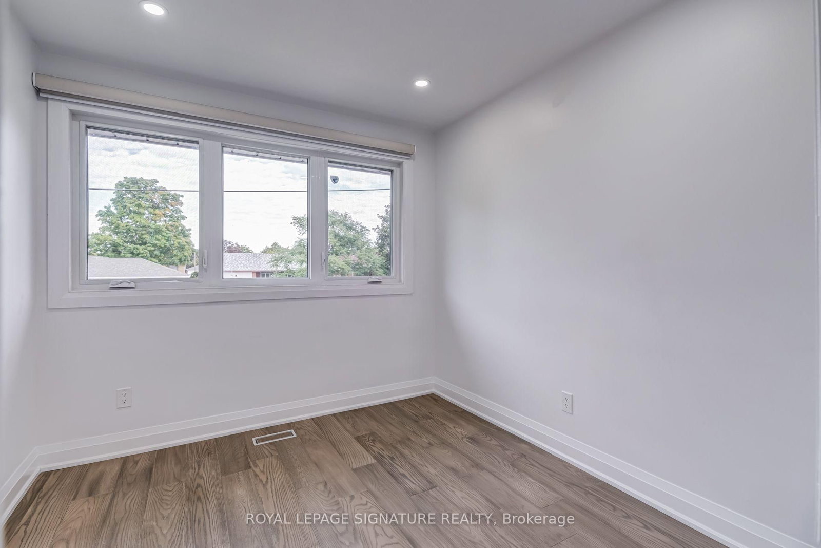 68 Stapleton Drive • Toronto, ON photo 19