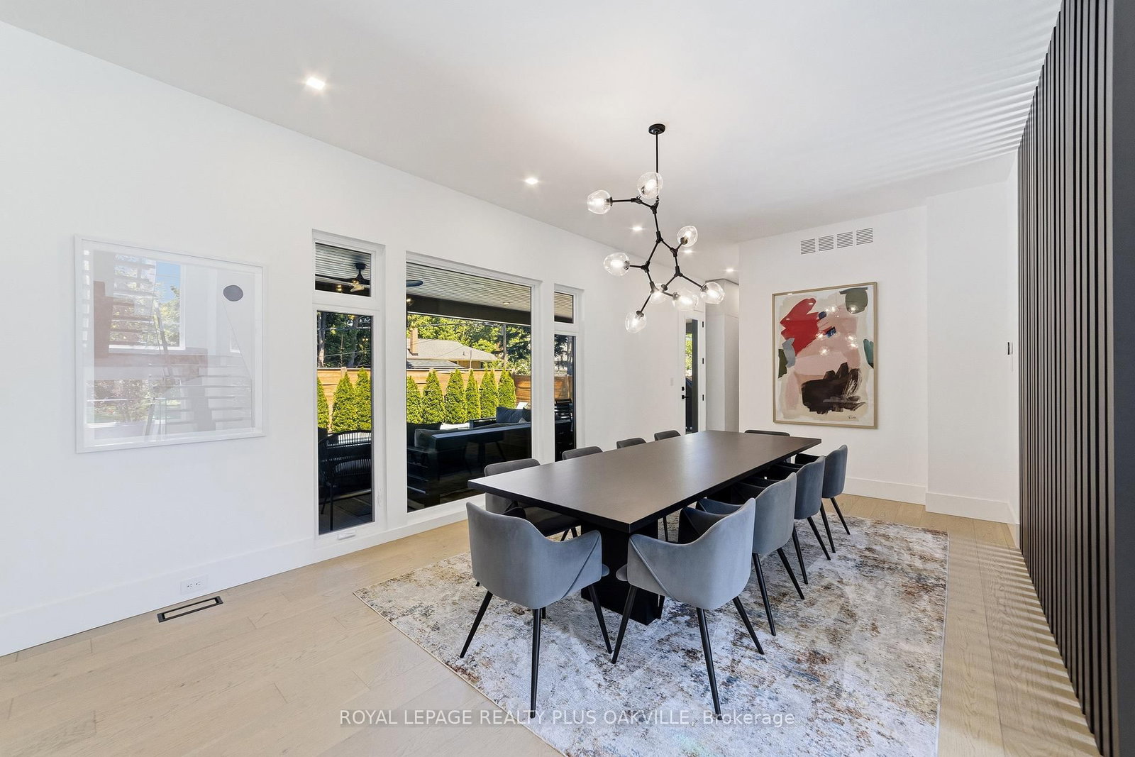 1189 Tisdale Street • Oakville, ON photo 8