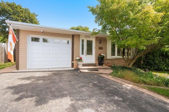 3202 Centennial Drive E