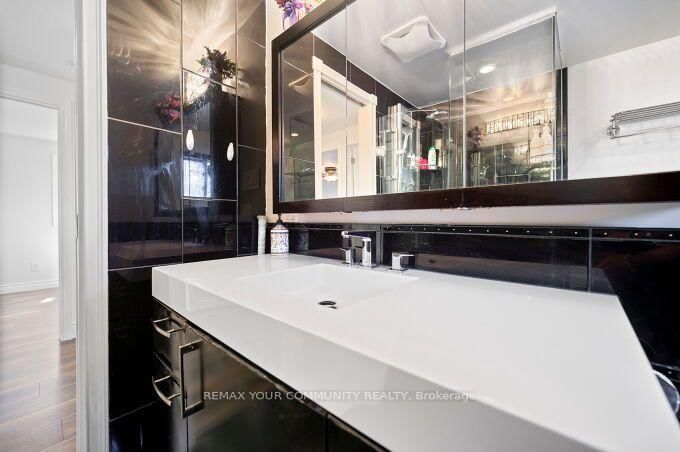 3202 Centennial Drive E • Burlington, ON photo 25