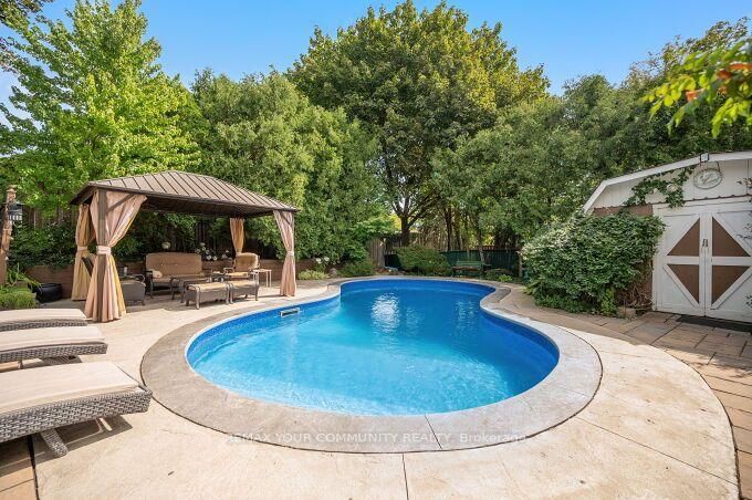 3202 Centennial Drive E • Burlington, ON photo 37