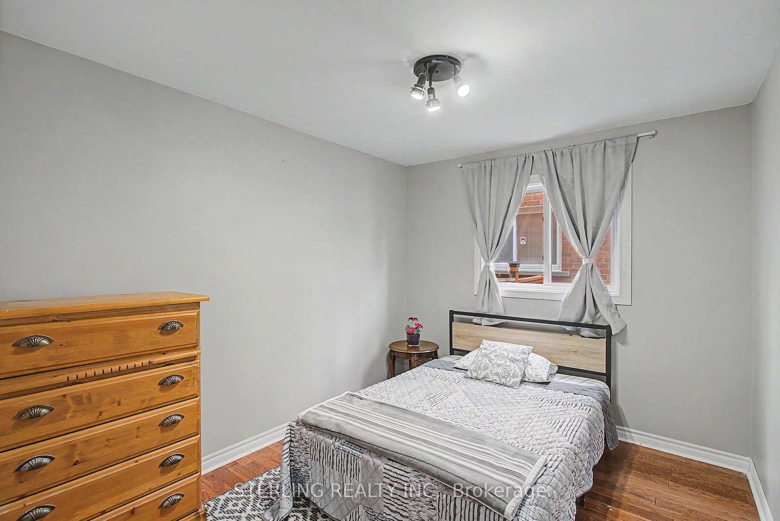 72 Sunforest Drive • Brampton, ON photo 11