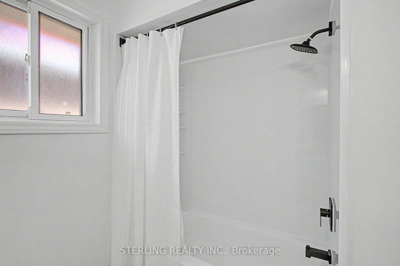72 Sunforest Brampton,ON L6Z 3Z5 — Photo 31