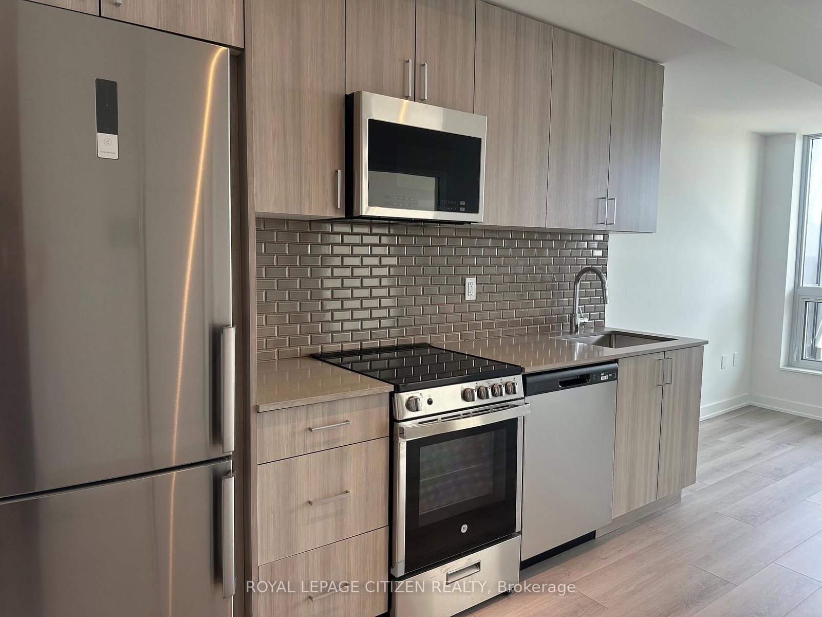 1005 Dundas Street E • #631 • Oakville, ON photo 15