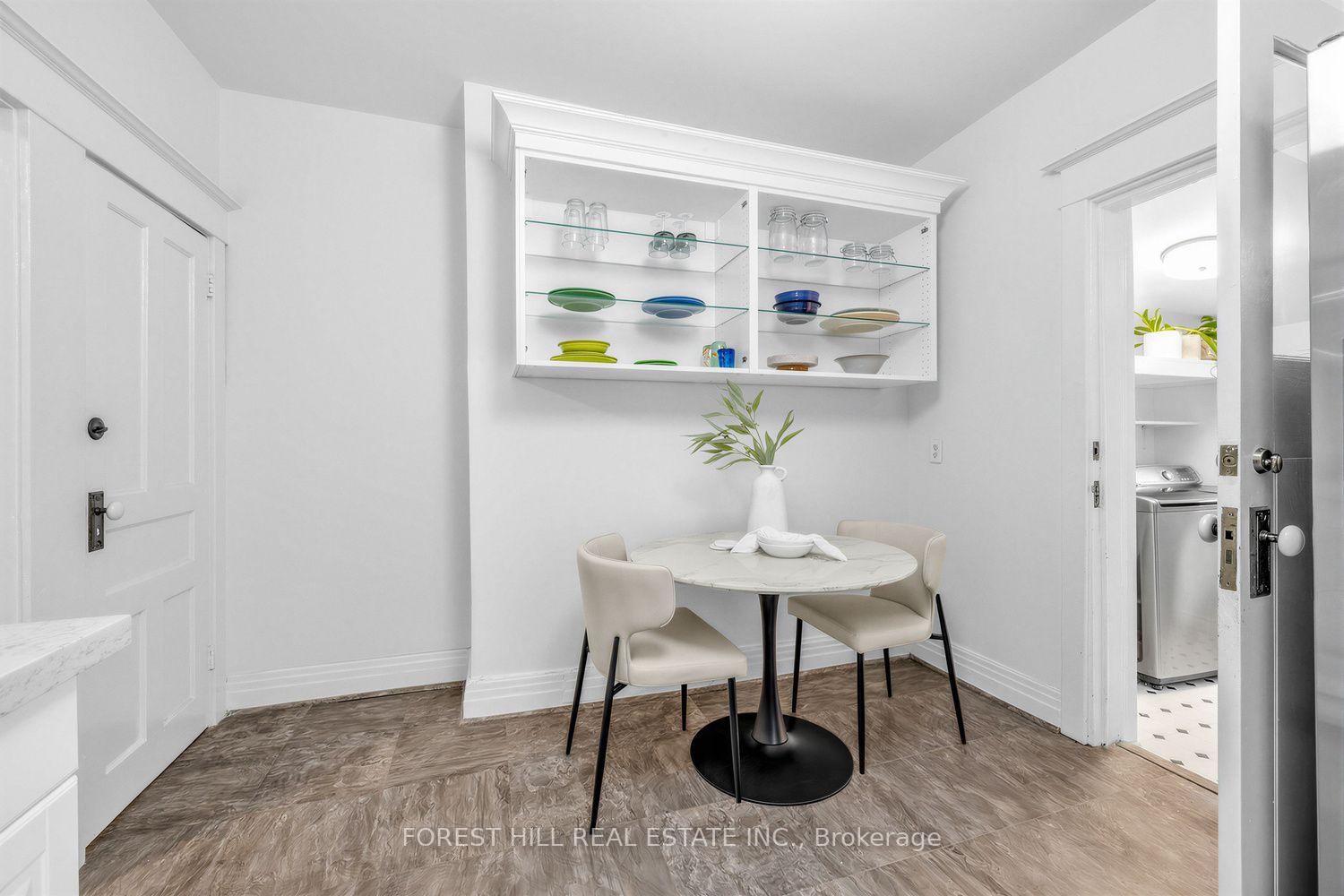 266 Harvie Avenue • Toronto, ON photo 13