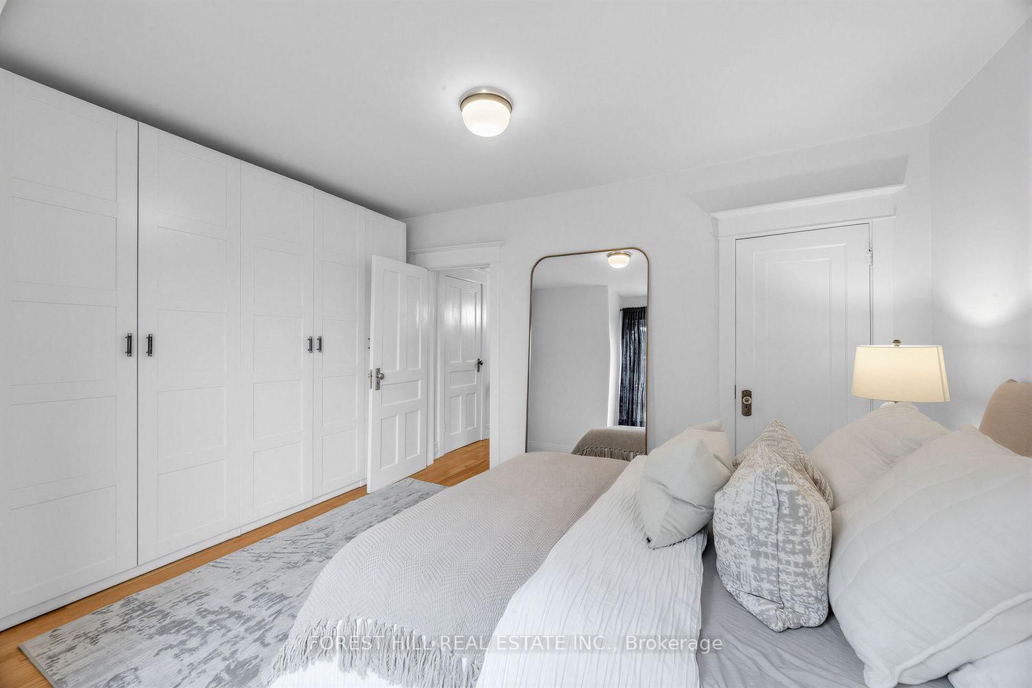 266 Harvie Avenue • Toronto, ON photo 17