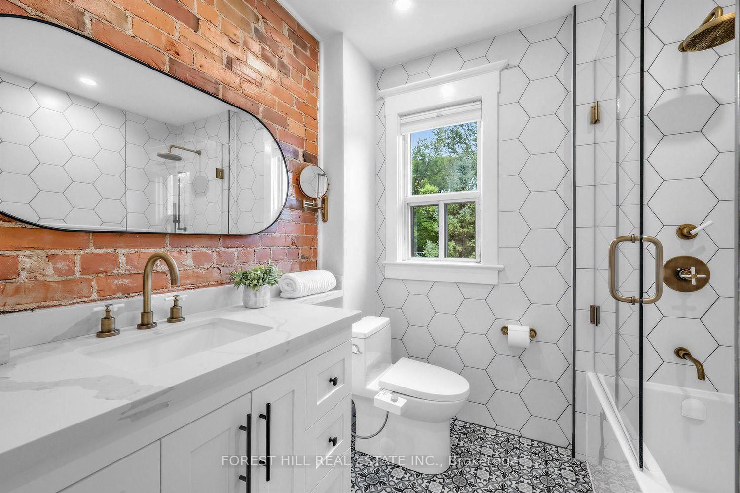 266 Harvie Avenue • Toronto, ON photo 23