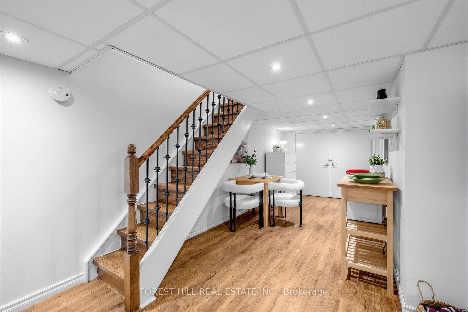 266 Harvie Avenue • Toronto, ON photo 27